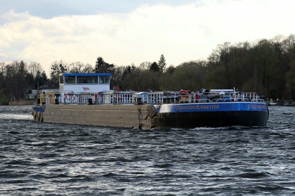 TMS Christoph Burmester (04807170 , 86 x 9,5m) am 13.04.2015 im Weißer See / Sacroe-Paretzer Kanal zu Berg Richtung Berlin.