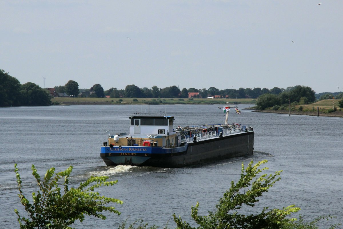 TMS Christoph Burmester (04807170 , 86 x 9,5m) am 20.07.2019 auf der Elbe zw. Geesthacht und Altengamme auf Talfahrt.