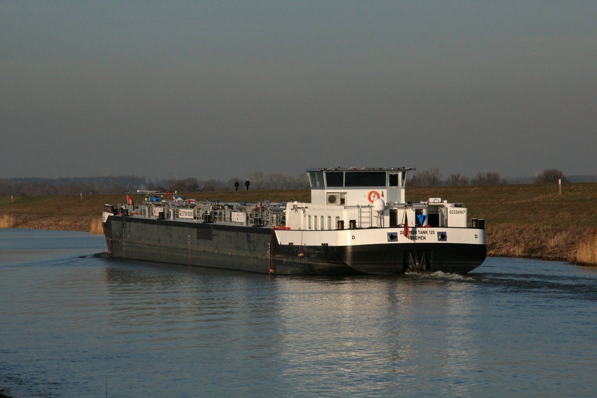 TMS Dettmer Tank 120 (02336967) am 26.02.2019 im Elbe-Seitenkanal zw. dem Schiffshebewerk Scharnebeck und Artlenburg auf Talfahrt.