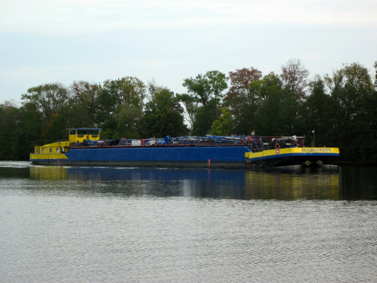 TMS Elbingerode , 07001836 , 85,99 x 9,50m , am 10.10.2014 auf dem Sacrow-Paretzer-Kanal in Höhe des Göttinsee's und der Einmündung des Havelkanales auf Talfahrt Richtung Westen.