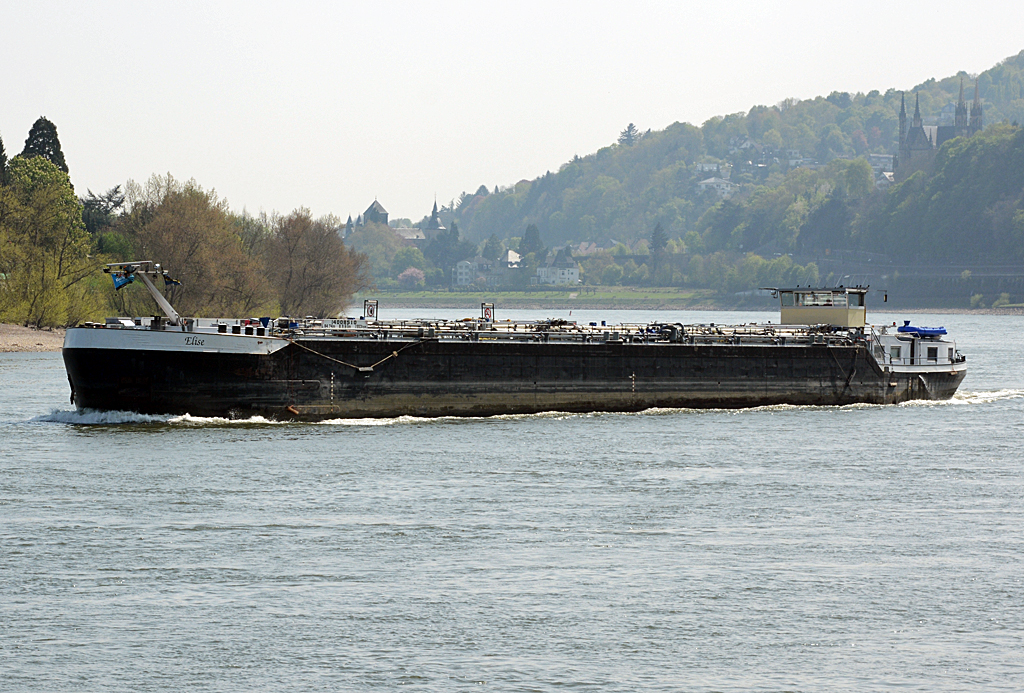 TMS  Elise  auf dem Rhein bei Unkel - 12.04.2014