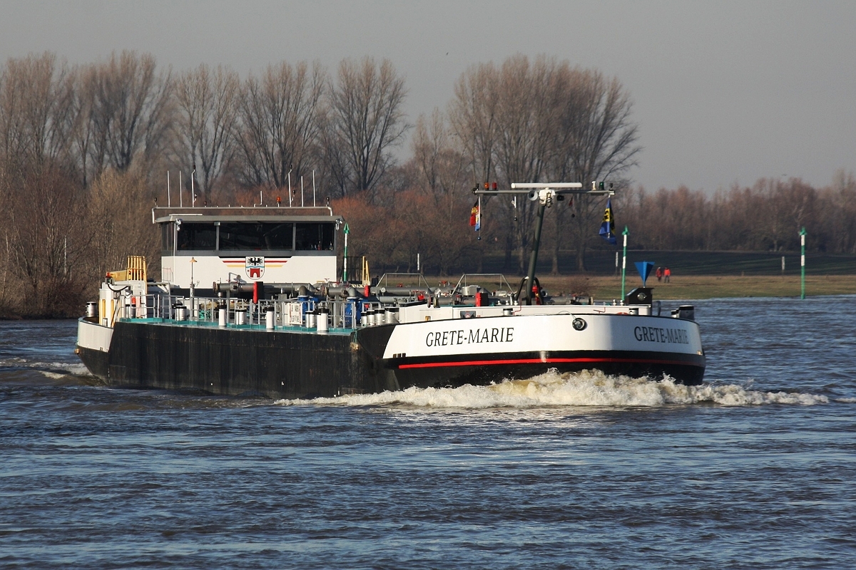 TMS Grete-Marie (ENI:04808990)Maschine Mitsubishi 1278 PS am 20.01.2019 auf dem Rhein in Xanten.