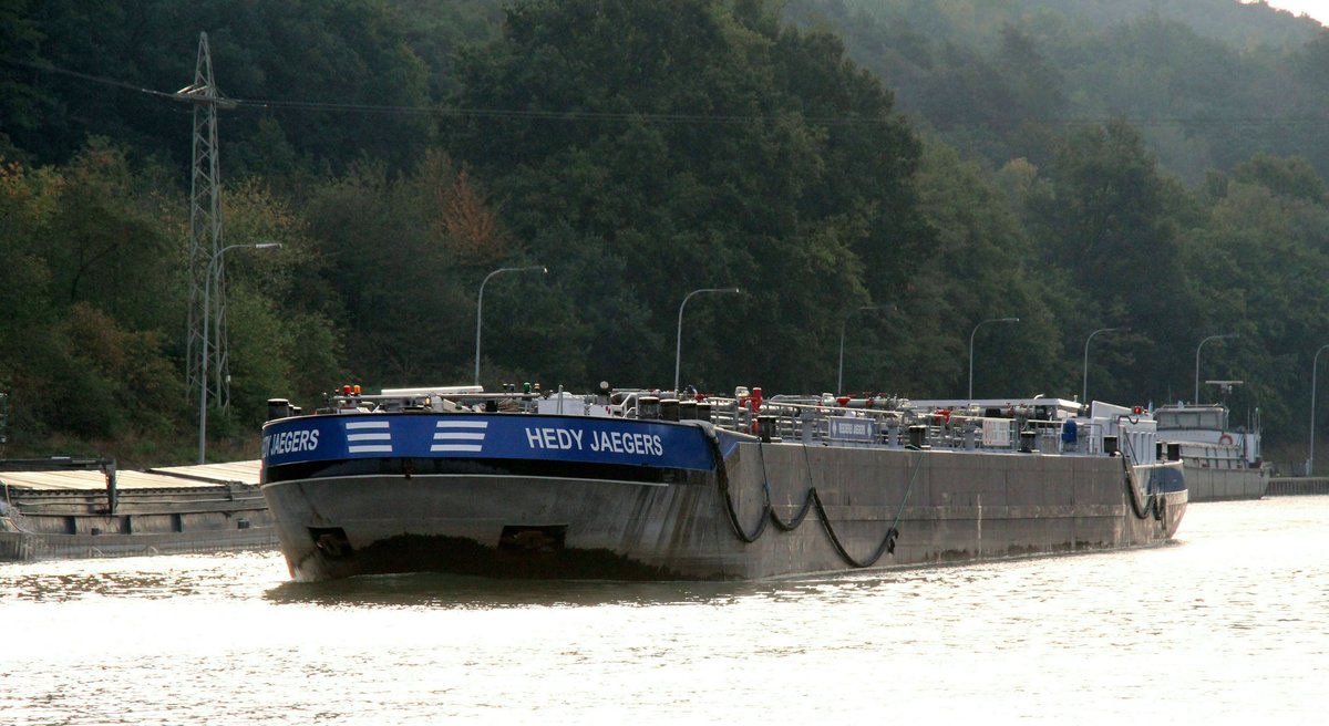 TMS HEDY JAEGERS (02335753 , 85 x 9,60m) am 29.09.2020 im DORTMUND-EMS-KANAL Höhe Bergeshövede auf Talfahrt.