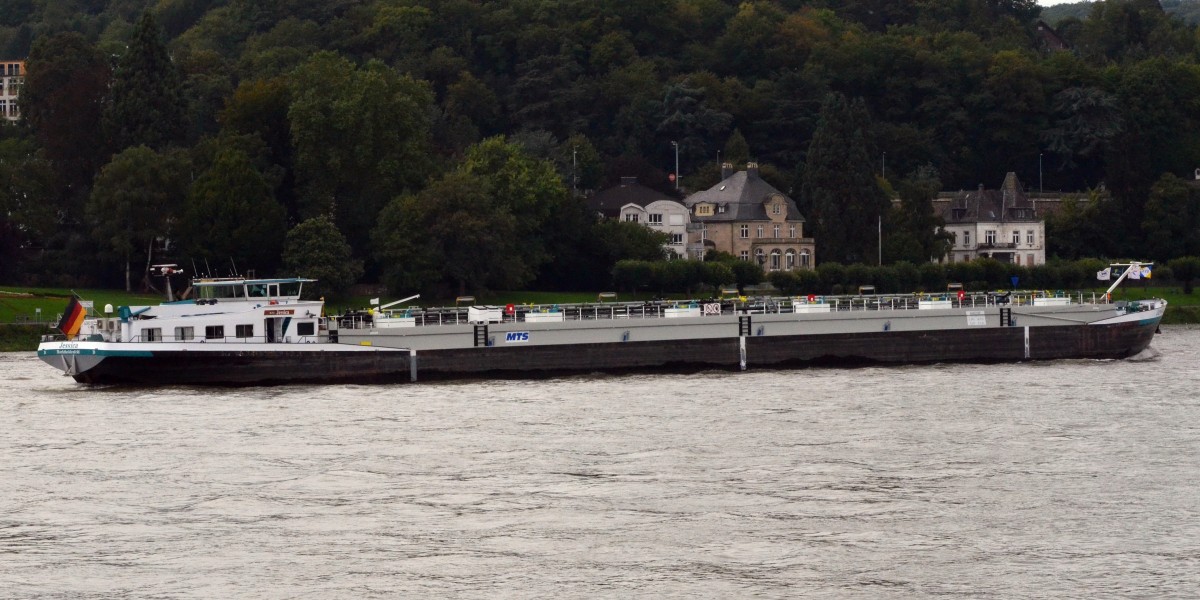 TMS  Jessica, ein Tanker mit Heimathafen Marktheidenfeld am 21.09.2013 bei Erpel auf dem Rhein.