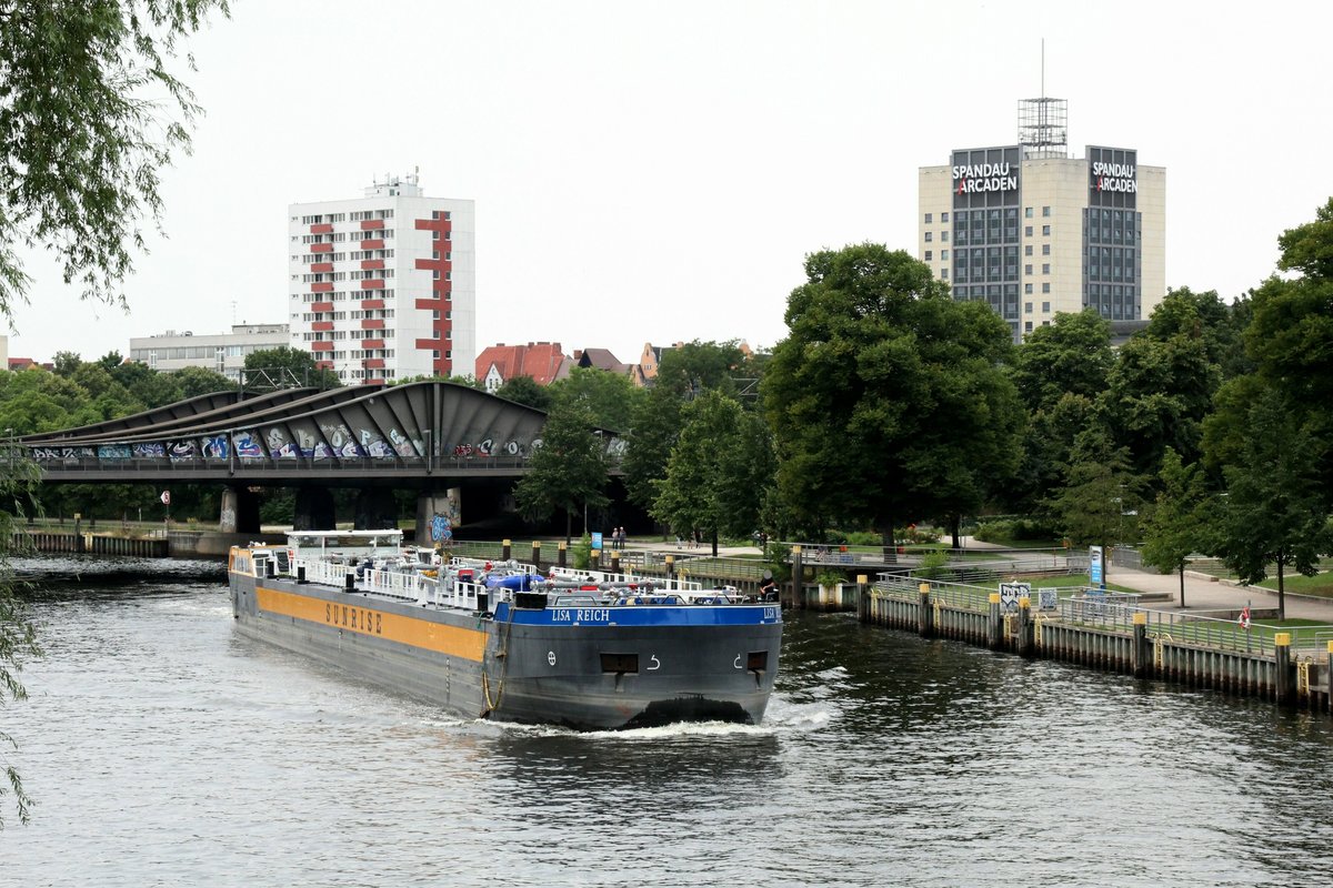 TMS Lisa Reich (04812820 , 85,97 x 9,60m) am 22.07.2018 auf der Havel in Berlin-Spandau auf Bergfahrt.