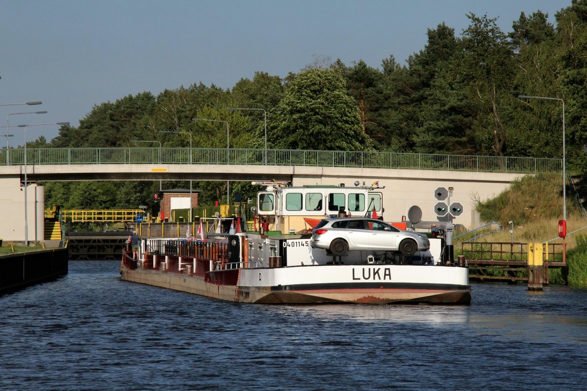 TMS Luka (04011450 , 80 x 9m) am 06.07.2018 bei der Einfahrt zur Bergschleusung in Schönwalde / Havelkanal.