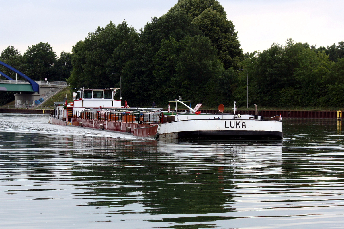 TMS LUKA (ENI:04011450) L.80m B.9m To.1232 Baujahr 1972 am 03.07.2020 auf dem WDK in Ahsen zu Berg.