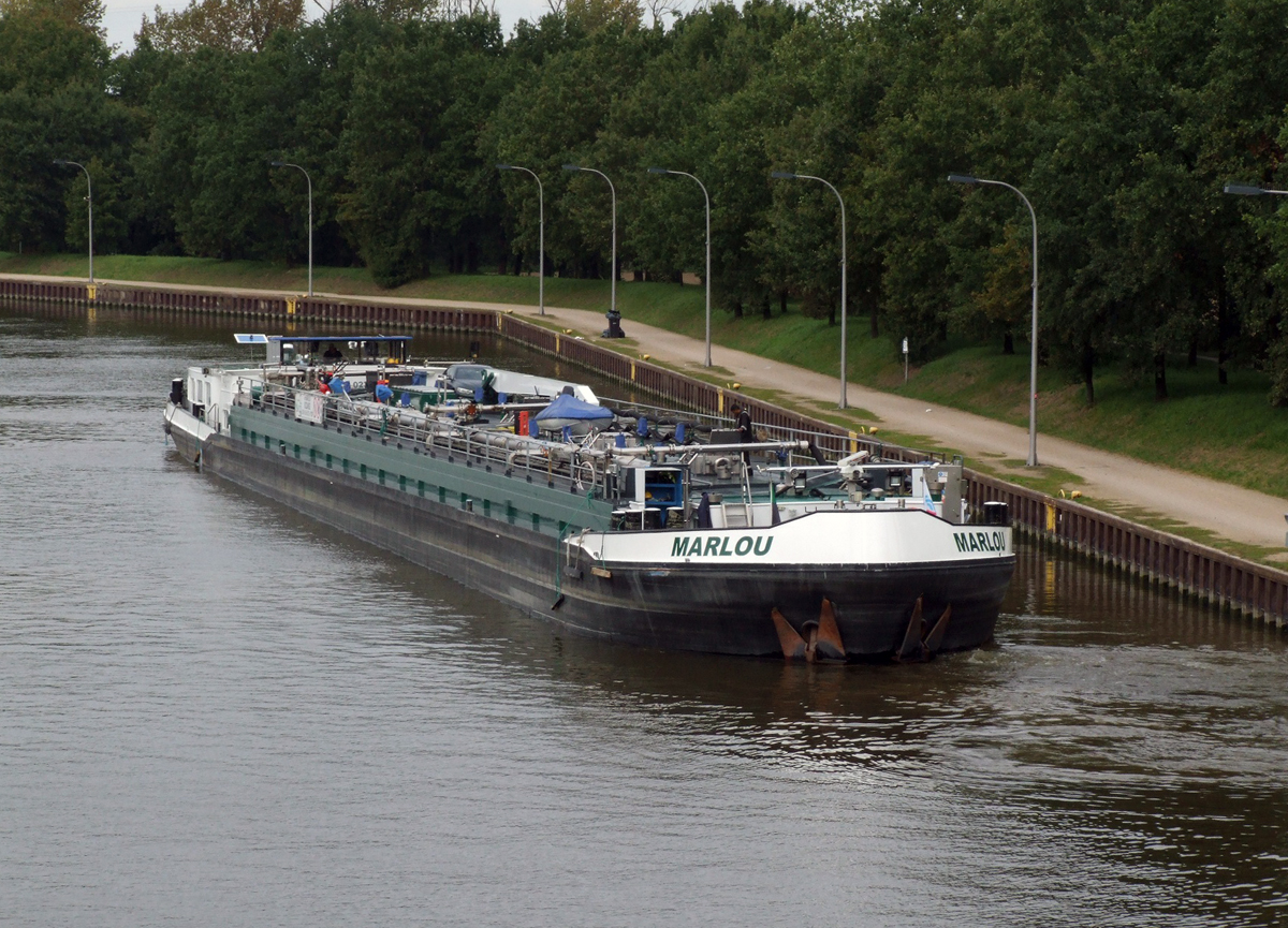 TMS MARLOU (ENI:02324052) L.81,86 m B.9 m T 1529 Flagge Niederlande auf dem WDK am 28.09.2023 an der Schleuse Datteln.