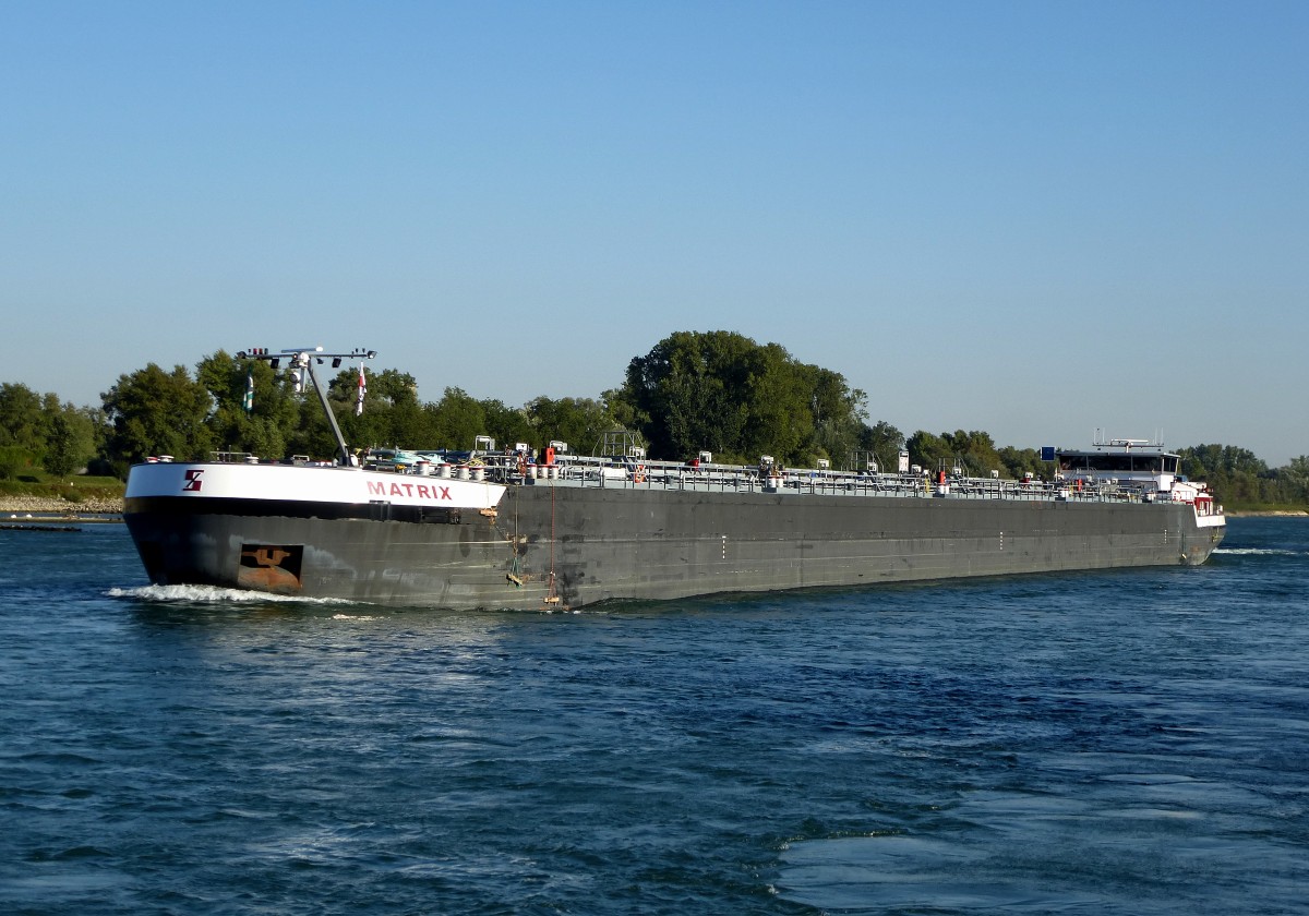 TMS  Matrix , bei Plittersdorf rheinaufwrts, Niederlande, Baujahr 2009, Tonnage 4539t, L=135m, Sept.2015