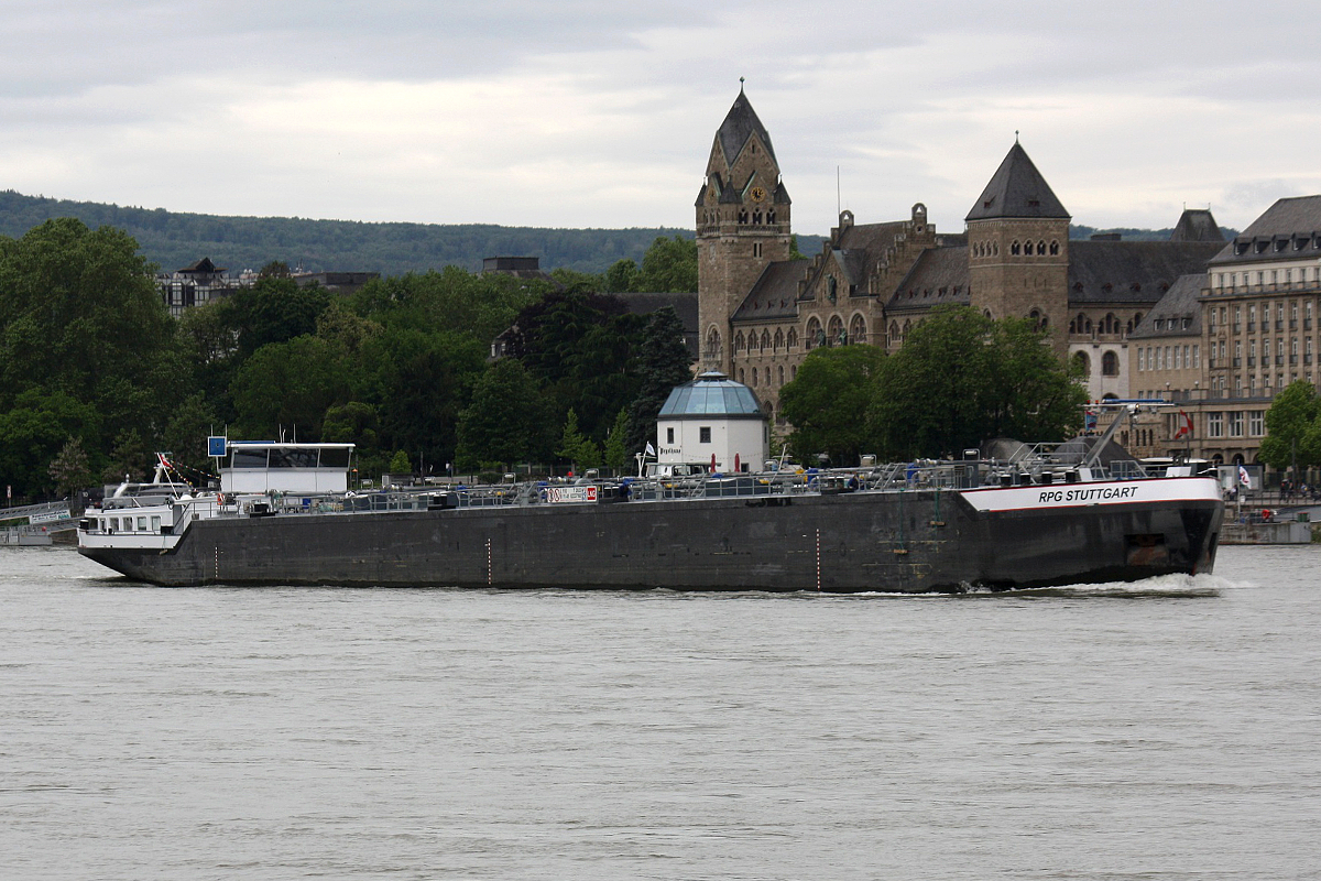 TMS RPG Stuttgart (ENI:02337160) L.110m B.11,45 T.2653 am 30.05.2019 auf dem Rhein bei Koblenz zu Tal.