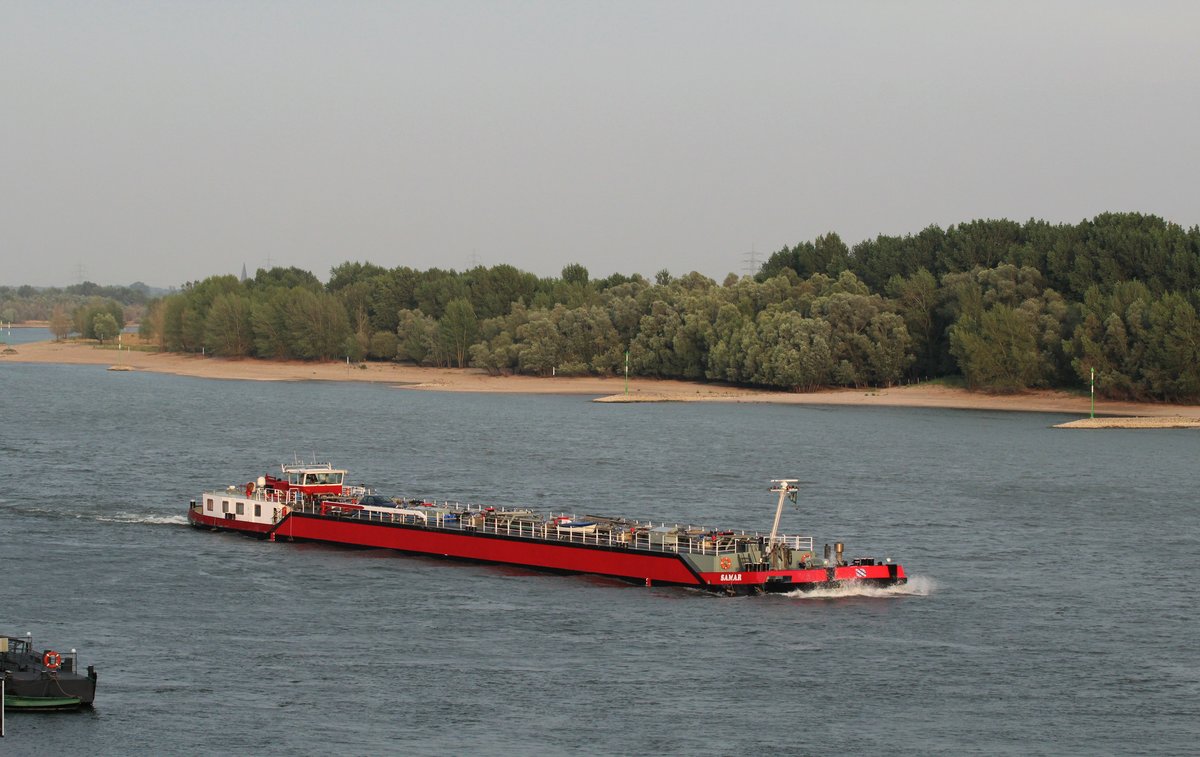 TMS Samar (07001845 , 84,90 x 9,45m) am 07.07.2017 auf dem Rhein bei Rees zu Tal Richtung Niederlande.