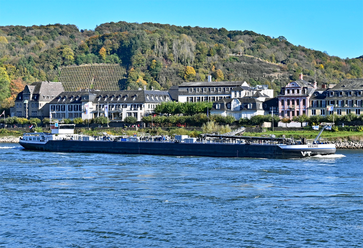 TMS VEERE auf dem Rhein in Unkel - 24.10.2021