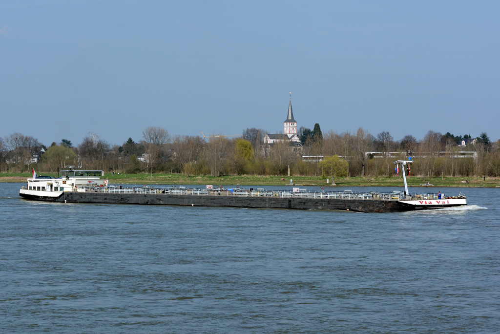 TMS  Via Vai  auf dem Rhein in Bonn - 09.04.2015