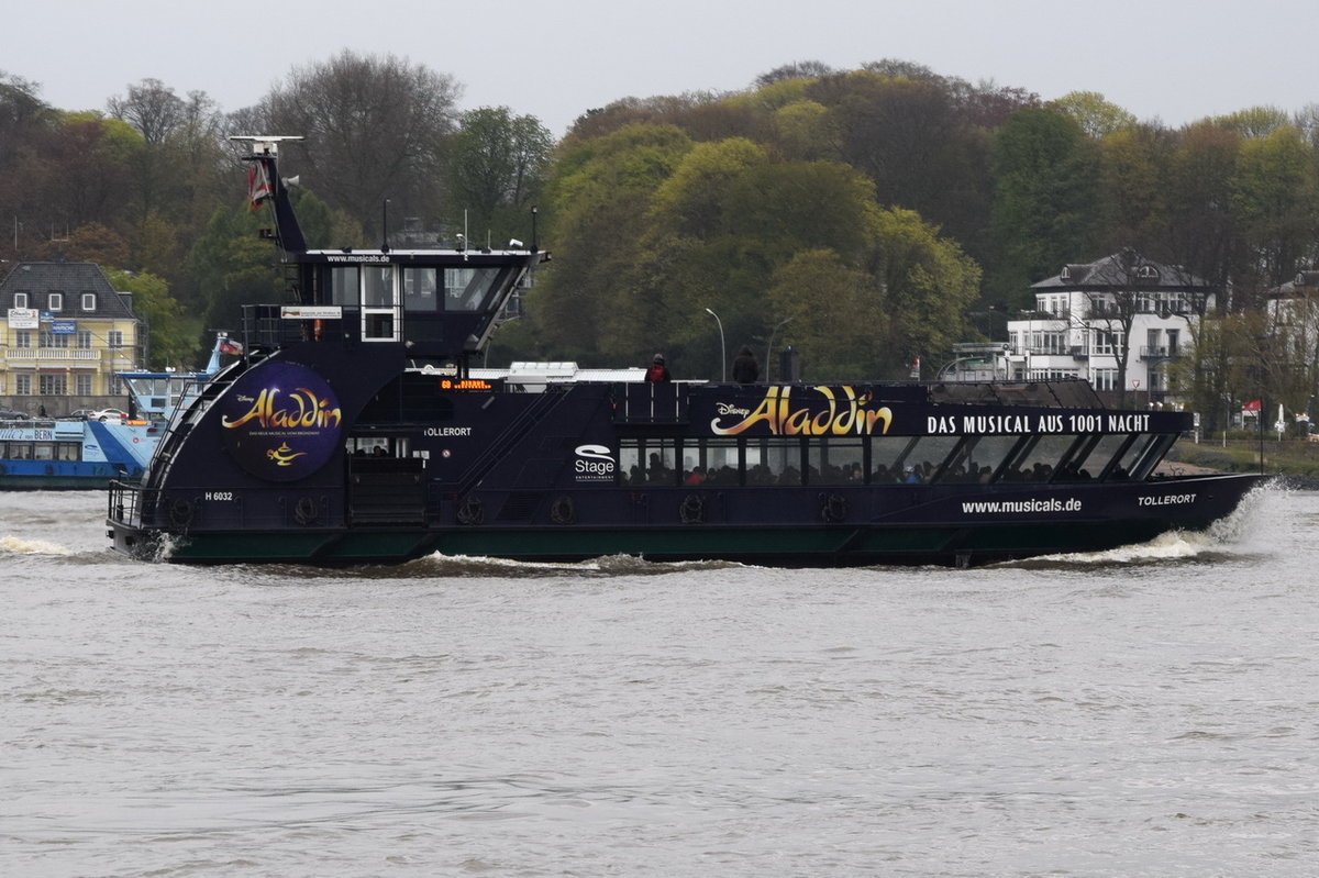 TOLLERORT , Fahrgastschiff , Baujahr 2006 , 30 x 8m , 29.04.2016 Finkenwerder-Rüschpark