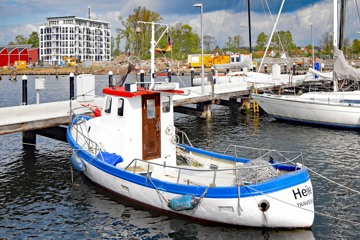 TRA 15  Heike  am 01.05.2020 im Hafen von Lübeck-Travemünde