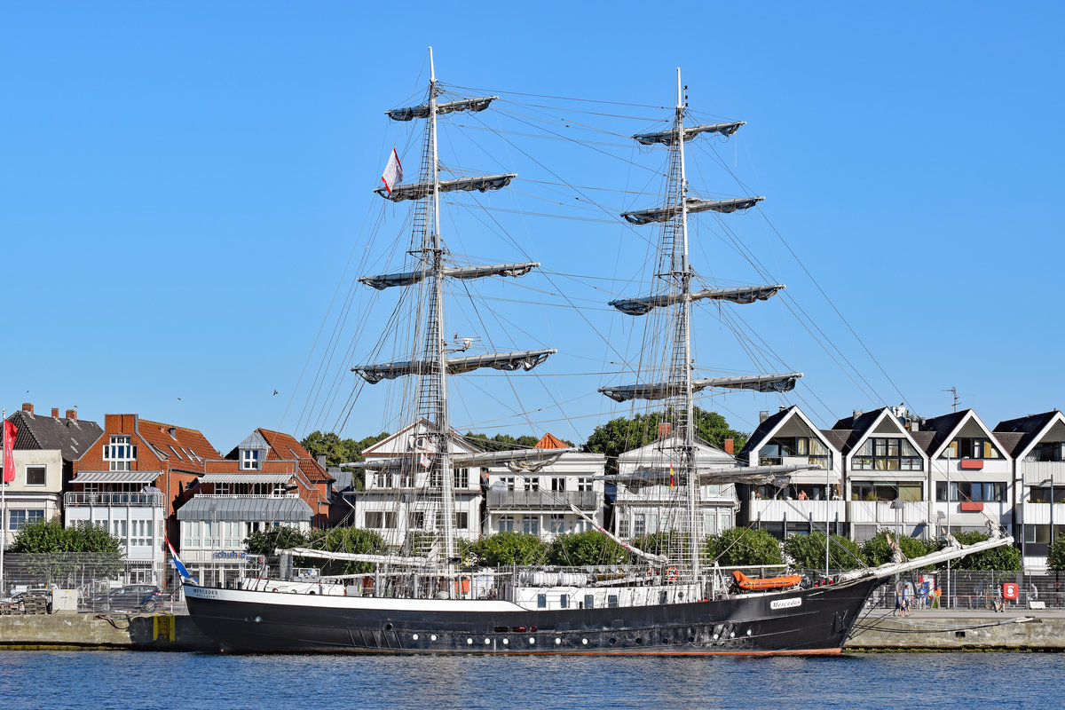 Traditionsschiff MERCEDES (IMO 5156658) am 7.8.2018 im Hafen von Lübeck-Travemünde