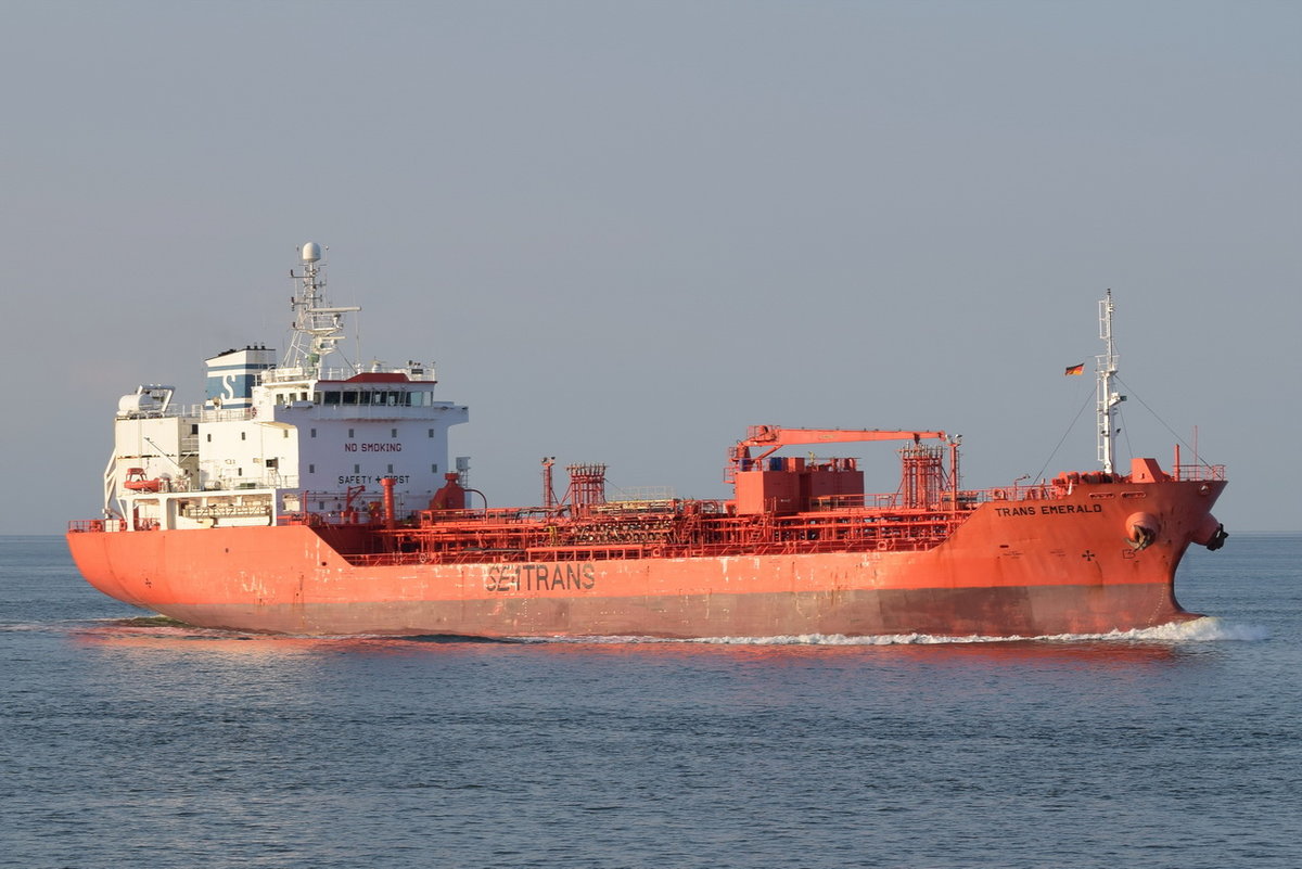 TRANS EMERALD , Tanker , IMO 9295452 , Baujahr 2005 ,  115m × 18.83m , am 05.09.2018 bei der Alten Liebe Cuxhaven 