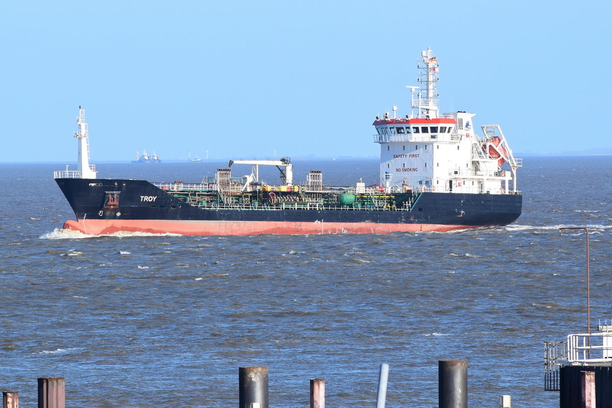 TROY , Tanker , IMO 9327205 , Baujahr 2005 , 92.86 x 14.1 m , 14.03.2020 , Cuxhaven