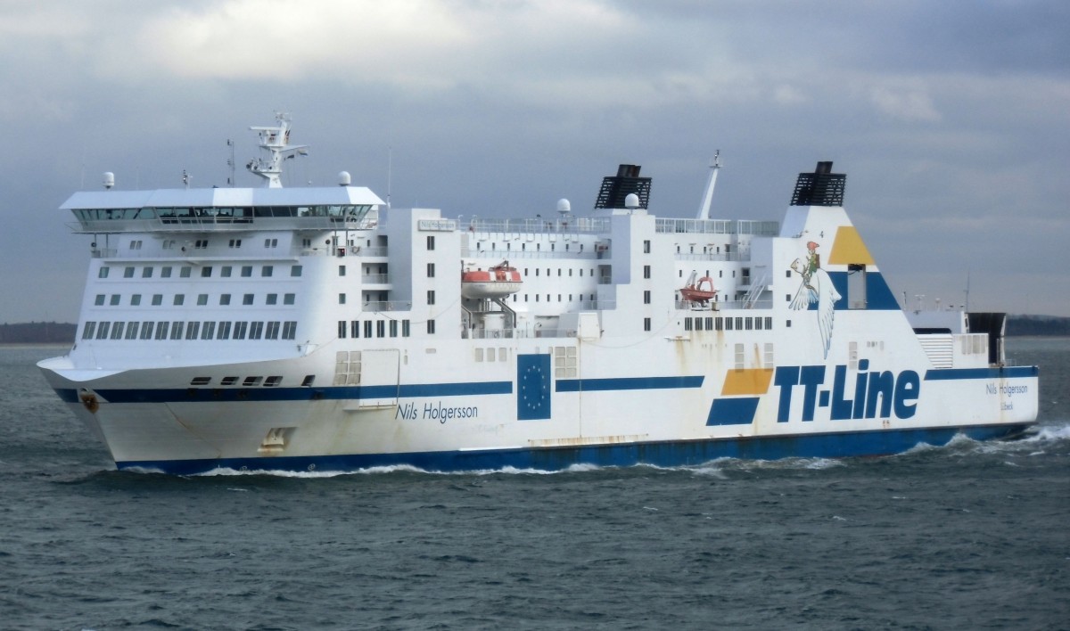 TT LINE Fährschiff  Nils Holgersson  ausgehend Rostock am 21.02.15 in Fahrtrichtung Trelleborg.