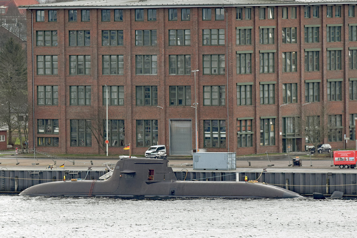 U-Boot S 183 am 09.02.2020 in Kiel