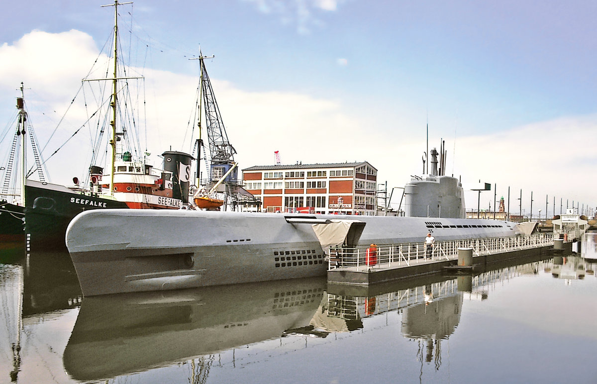 U-Boot WILHELM BAUER (ex U 2540) in Bremerhaven. Aufnahme aus dem Jahr 2005