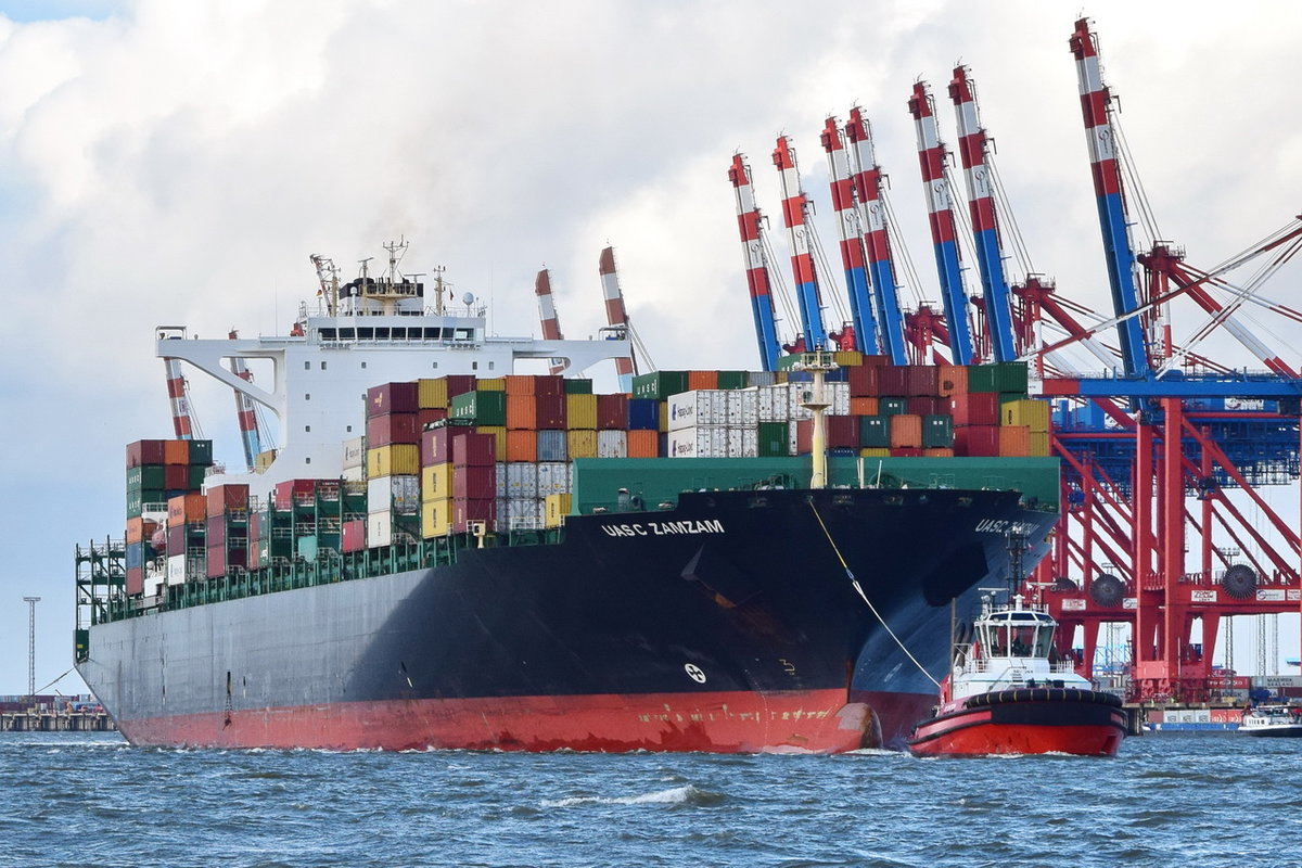 UASC ZAMZAM , Containerscchiff , IMO 9699127 , Baujahr 2014 , 299.92 × 48.26m ,     9034 TEU , Bremerhaven , 28.10.2019