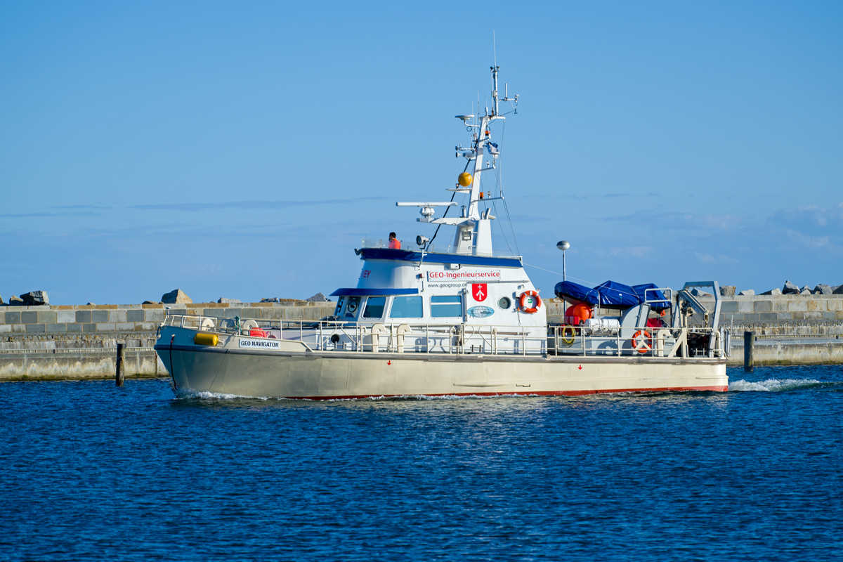 Vermessungsschiff GEO NAVIGATOR im Sassnitzer Hafen. - 19.03.2019
