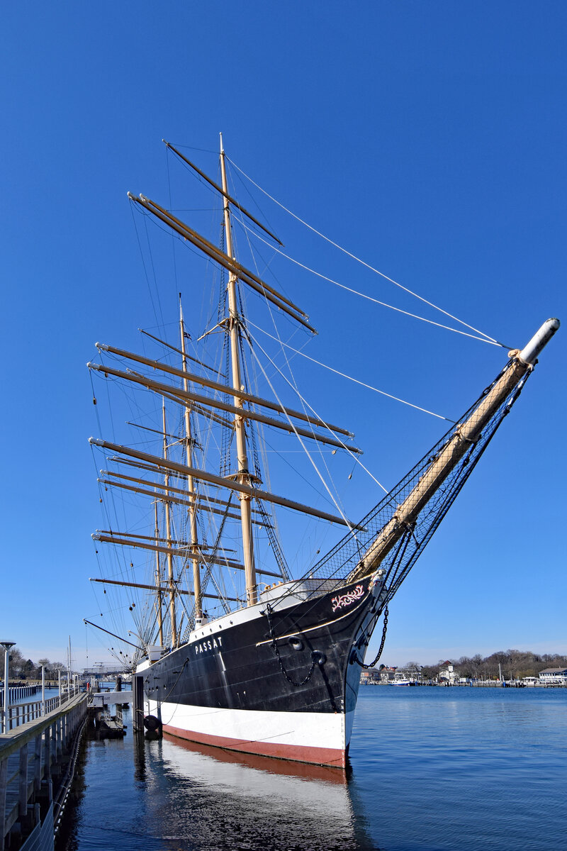 Viermastbark PASSAT im Hafen von Lübeck-Travemünde. Aufnahme vom 13.03.2022