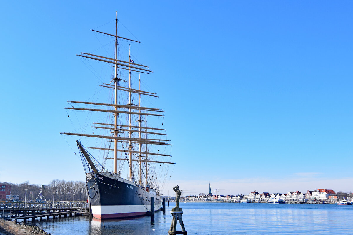 Viermastbark PASSAT im Hafen von Lübeck-Travemünde. Aufnahme vom 13.03.2022