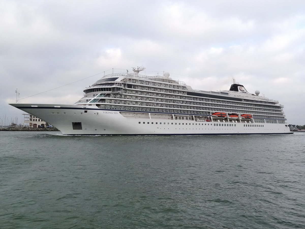 VIKING SEA , Kreuzfahrtschiff , IMO 9725421 , Baujahr 2016 , 228.2 × 28.8m , 944 Passagiere , 01.05.2019 , Rostock/Warnemünde