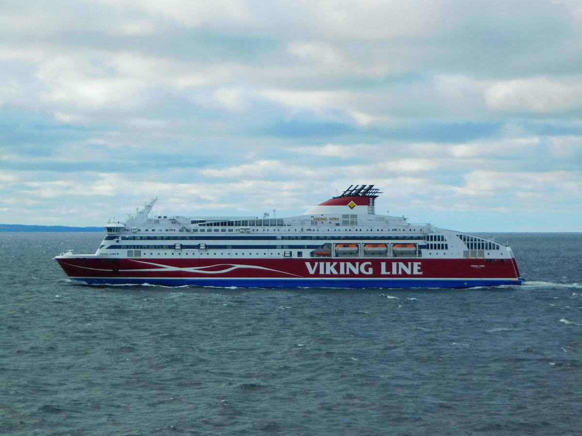 Viking XPRS; Viking Line, zwischen Tallinn und Helsinki am 18.10.21