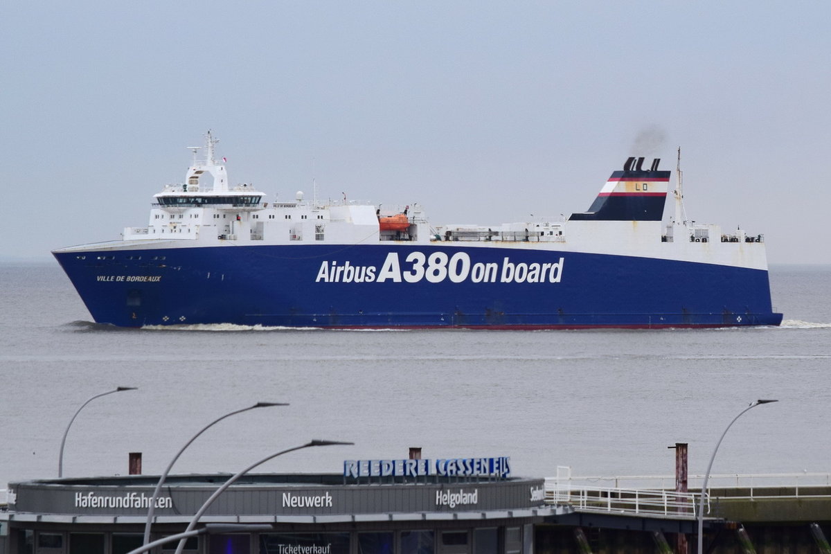 VILLE DE BORDEAUX , Ro-Ro Cargo , IMO 9270842 , Baujahr 2004 , 154.15 x 24 m , 17.03.2020 , Cuxhaven
