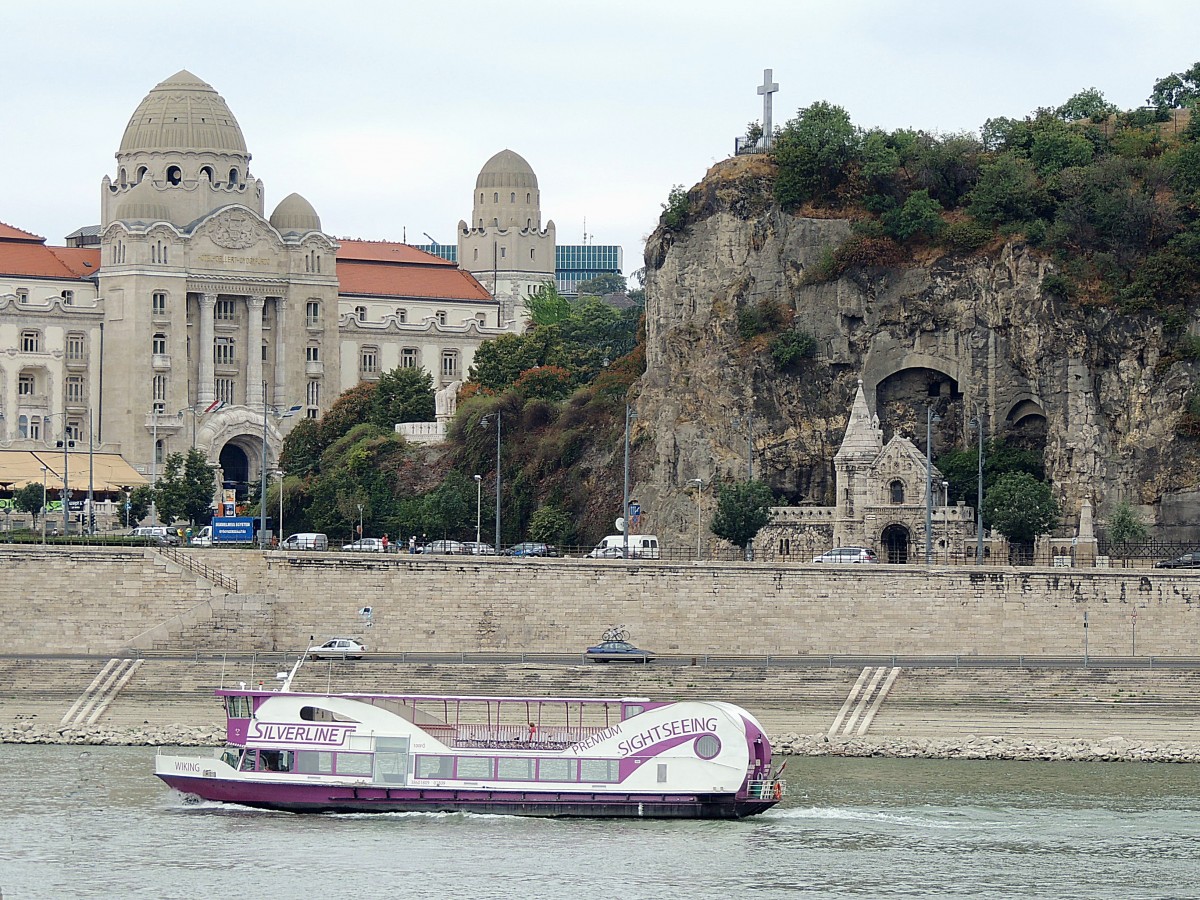 WIKING von Silverline, absolviert in Budapest eine Rundfahrt; 130827