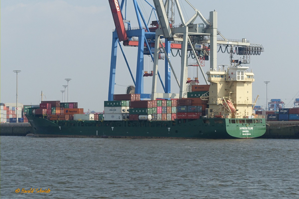 X PRESS ELBE (IMO 9483669)  am 30.4.2019, Hamburg, Elbe, Container-Terminal Burchardkai, Liegeplatz Athabaskakai  /
Ex-Namen: AS FRANCONIA, NORDIC PHILIP, NORDIC DORADO  /

Feederschiff / BRZ 10.318 / Lüa 151,72 m, B 23,4 m, Tg 8,0 m / 1 Diesel, MAN-B&W 8L48/60, 9.000 kW (12.228 PS), 18,5 kn / 1036 TEU davon 250 Reefer / gebaut 2010 in China / Flagge: Zypern, Heimathafen: Limassol /
