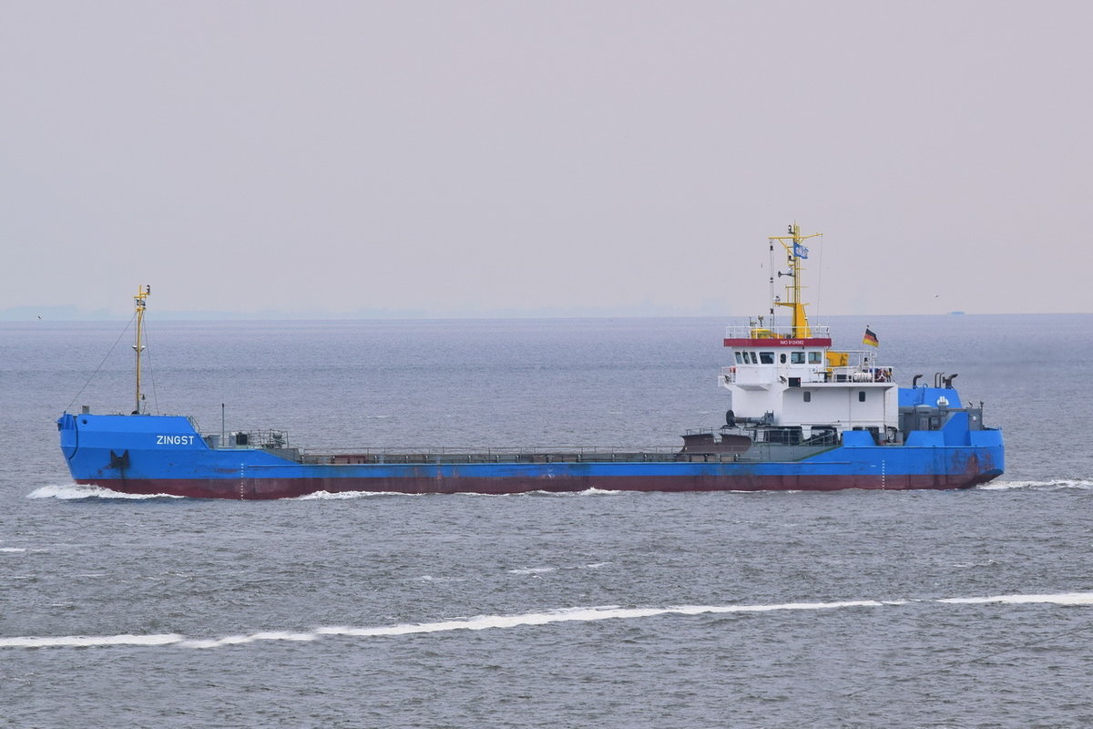 ZINGST , Schleppsaugbagger , IMO 9124562 , Baujahr 1995 , 65.07 x 12.16 m , 04.06.2020 , Cuxhaven