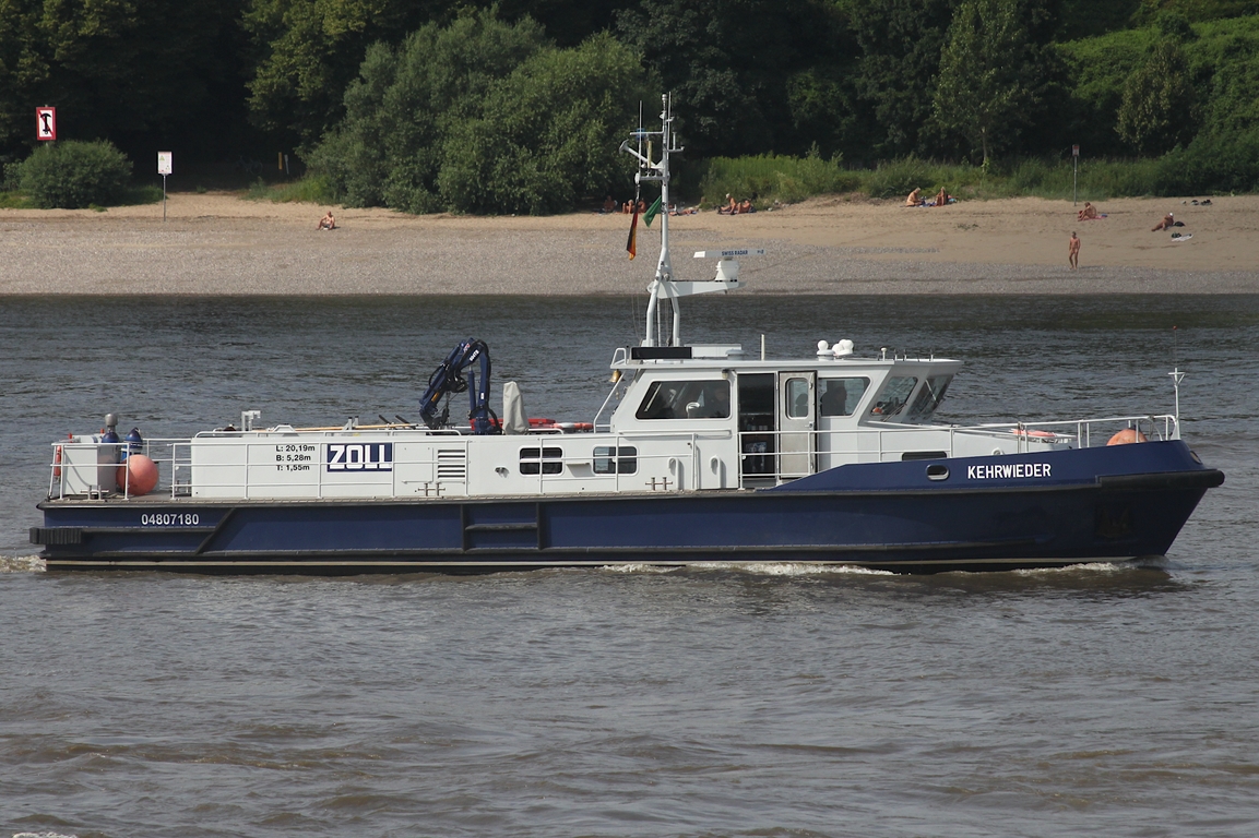 Zollschiff KEHRWIEDER (ENI 04807180); Eigner/Betreiber: Zoll; Datum: 14.07.2025; Aufnahmeort: Elbe/Hafen Hamburg, Deutschland.