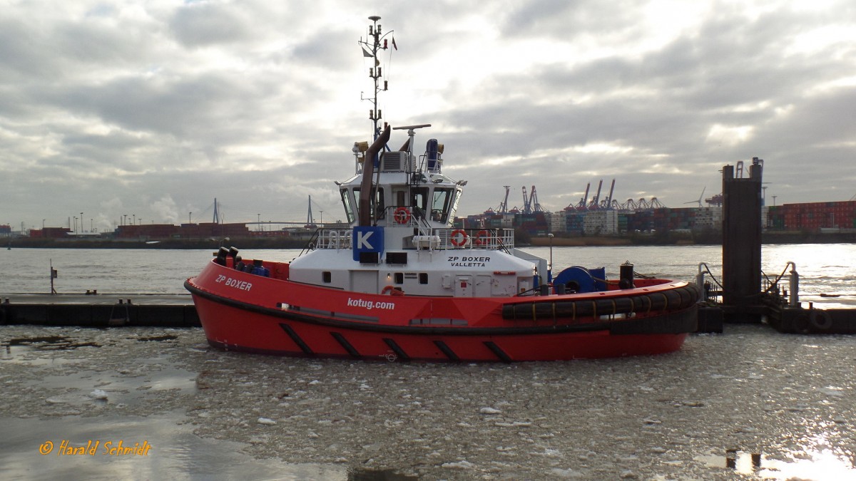 ZP BOXER (IMO 9597355) am 1.3.2013, Hamburg, Elbe , Schlepperponton Neumühlen /


Schlepper / Damen ATD 2412 /  BRZ 299  / Lüa 24,74m, B 12,63 m, Tg 6,45 m / 2 Caterpillar-Diesel,  ges. 4200 kW, 5712 PS, 12 kn, Pfahlzug 70 t / 2012 gebaut / Manager: Kotug, Flagge: Malta, Heimathafen: Valetta /

