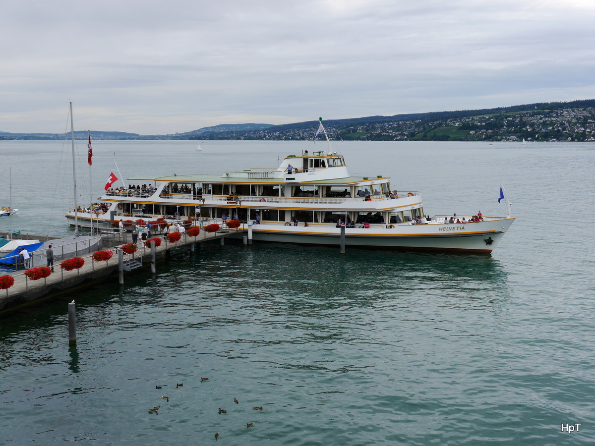 Zürichsee - MS Helvetia an der Anlegestelle in Horgen am 26.07.2015