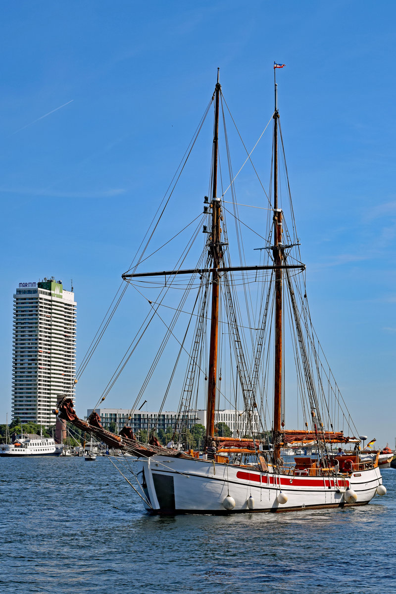 Zweimastschoner NORDLYSET am 28.06.2018 im Hafen von Lübeck-Travemünde