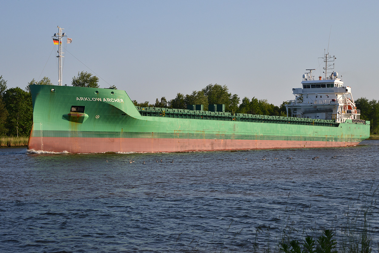 10.06.2023 ARKLOW ARCHER (9851969) bei Breiholz