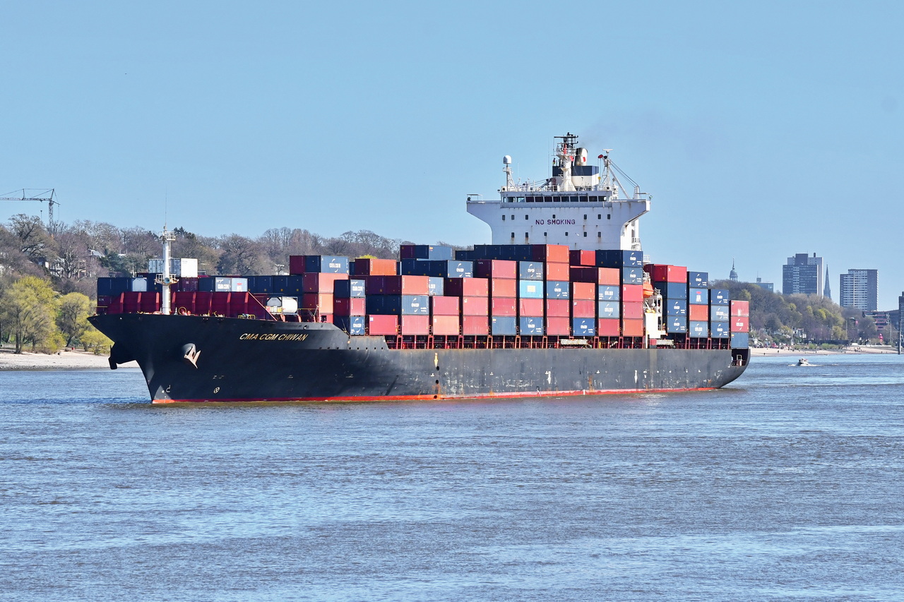 CMA CGM CHIWAN ; Containerschiff , IMO 9224312 , Baujahr 2001 , 260 x 32 m , 4253 TEU , 07.04.2026