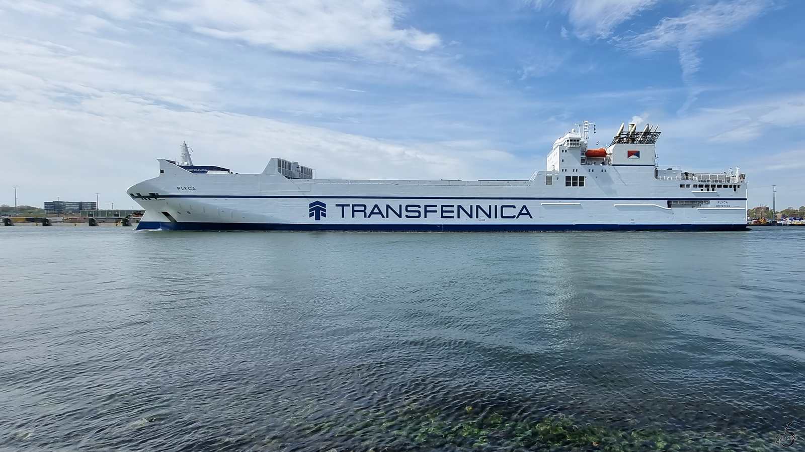 Das Schiff PLYCA (IMO: 9345398) ist hier bei der Ankunft in Travemünde zu sehen. (Mai 2023)