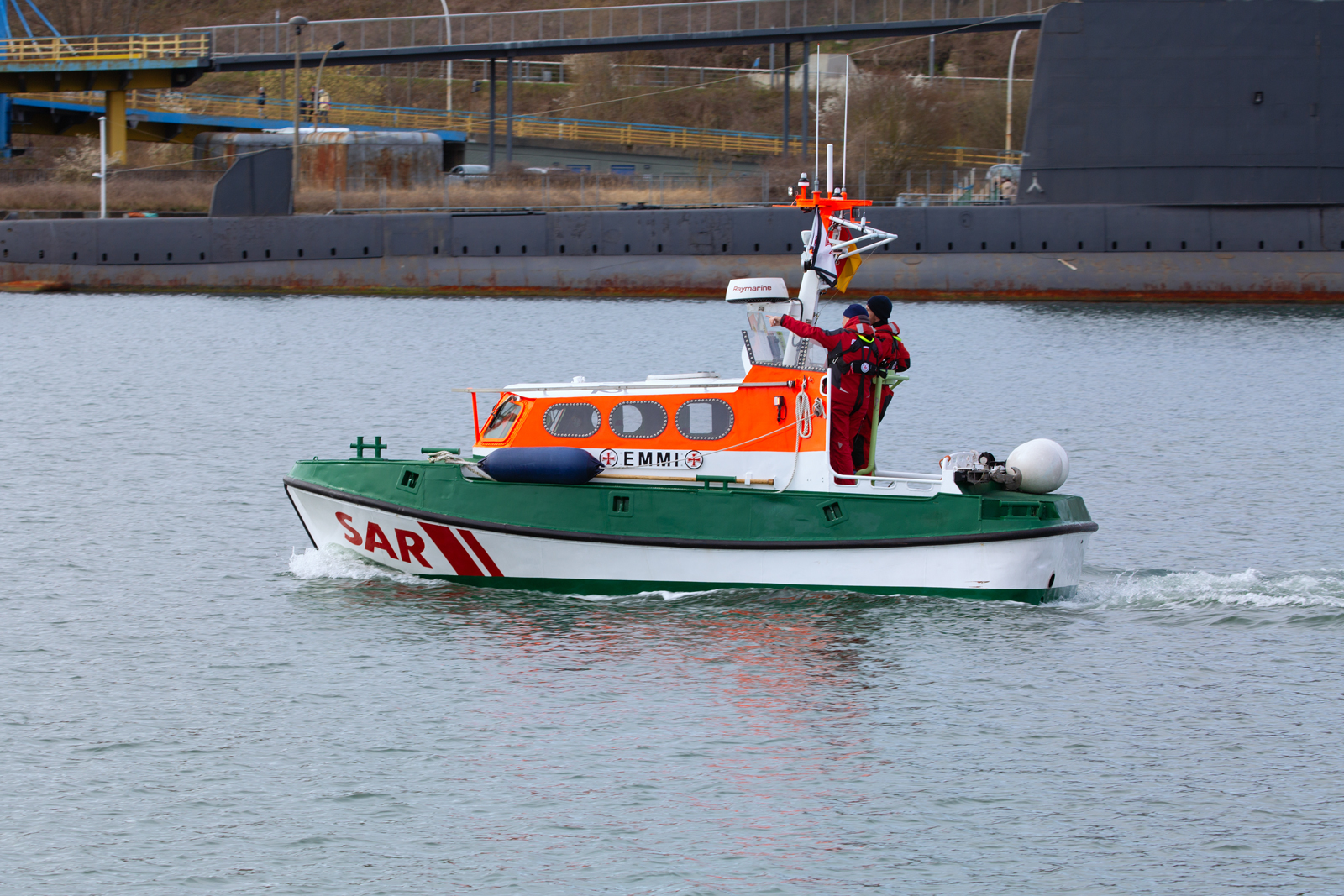 EMMI das Tochterboot des SAR Seenotrettungskreuzer’s HANS HACKMACK im Sassnitzer Hafen. - 03.04.2024
