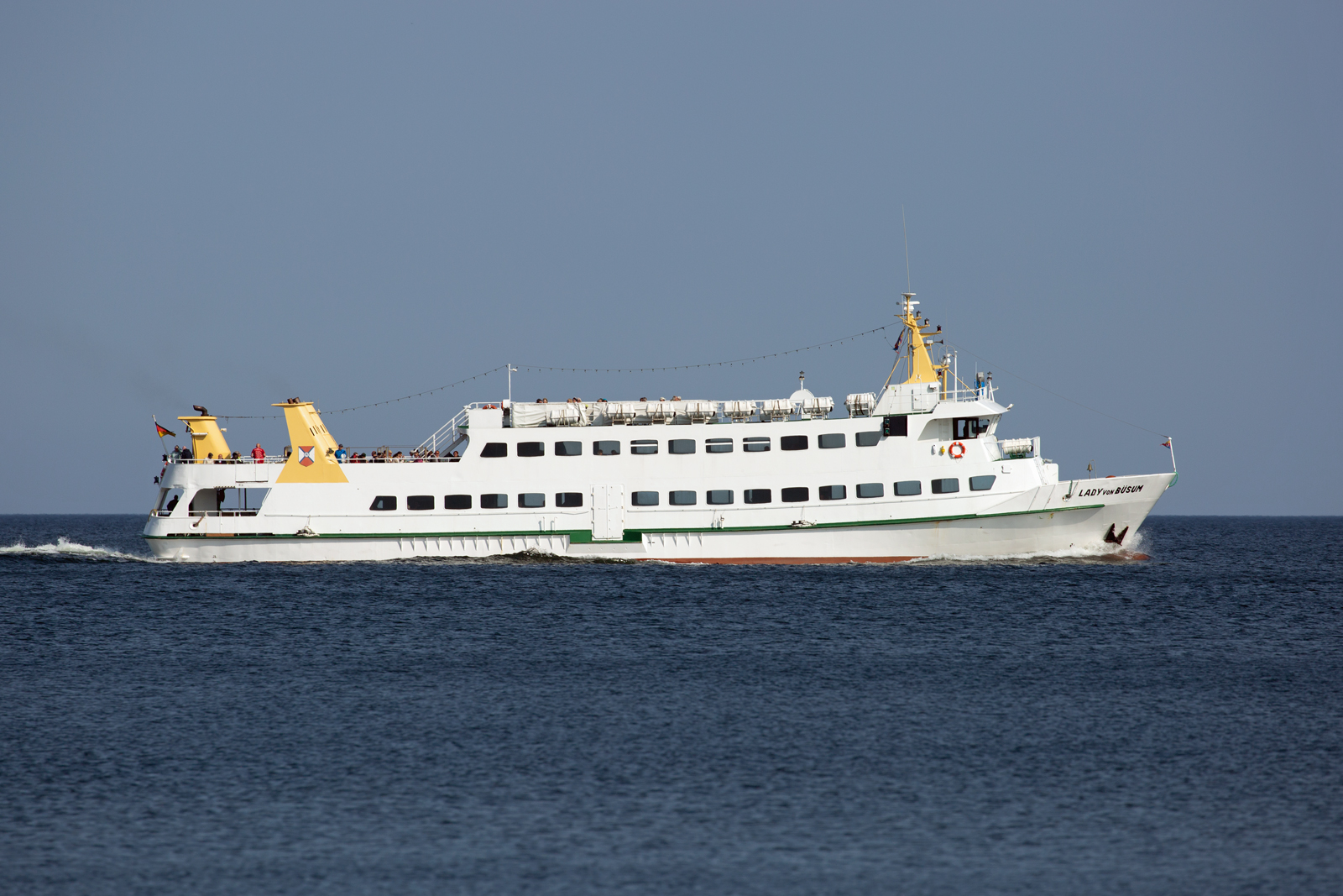 FGS LADY von BÜSUM vor Sassnitz. - 24.05.2023