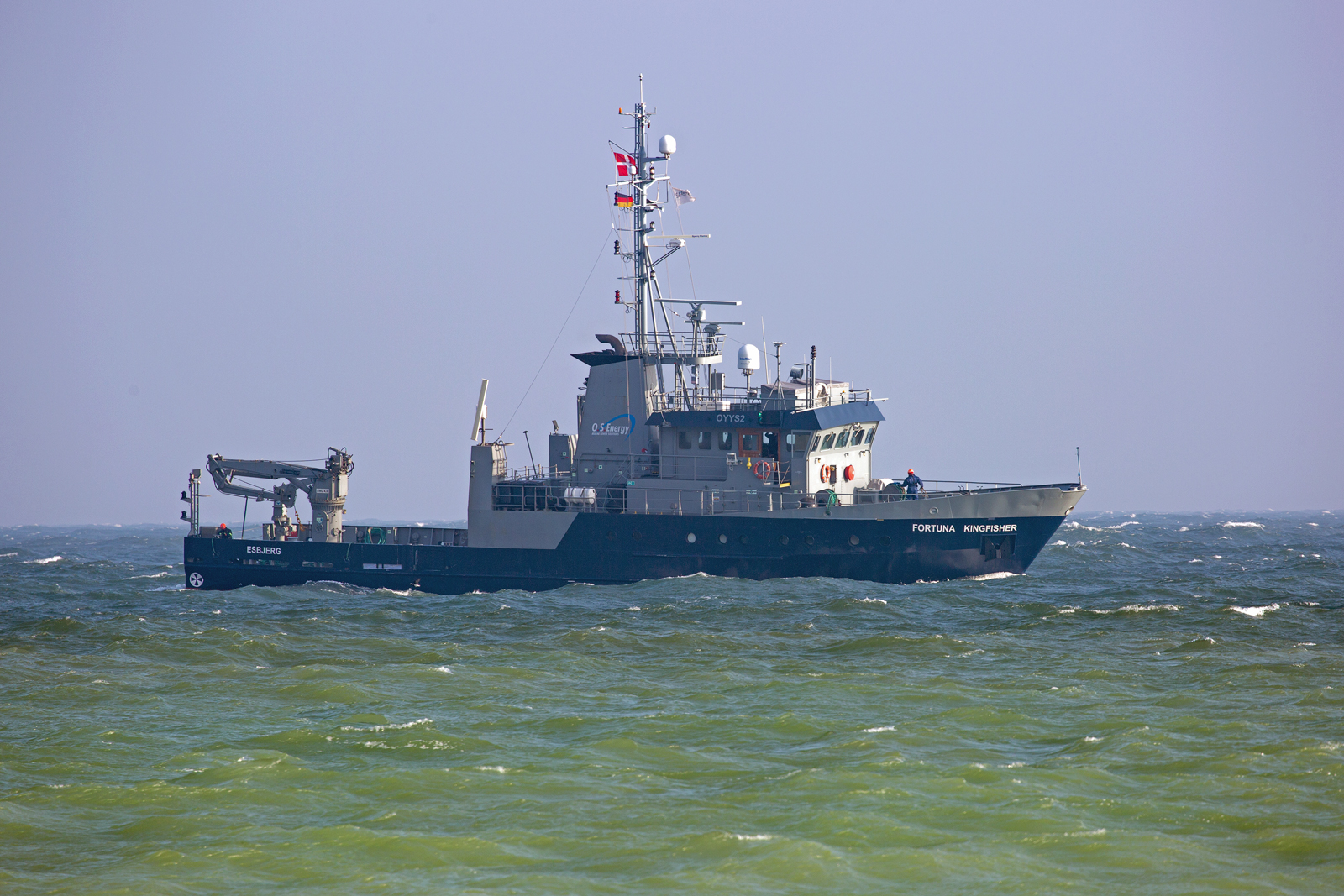 FORTUNA KINGFISHER (IMO 4549133) bei leichter See im Seenebel vor Sassnitz. - 09.03.2024
