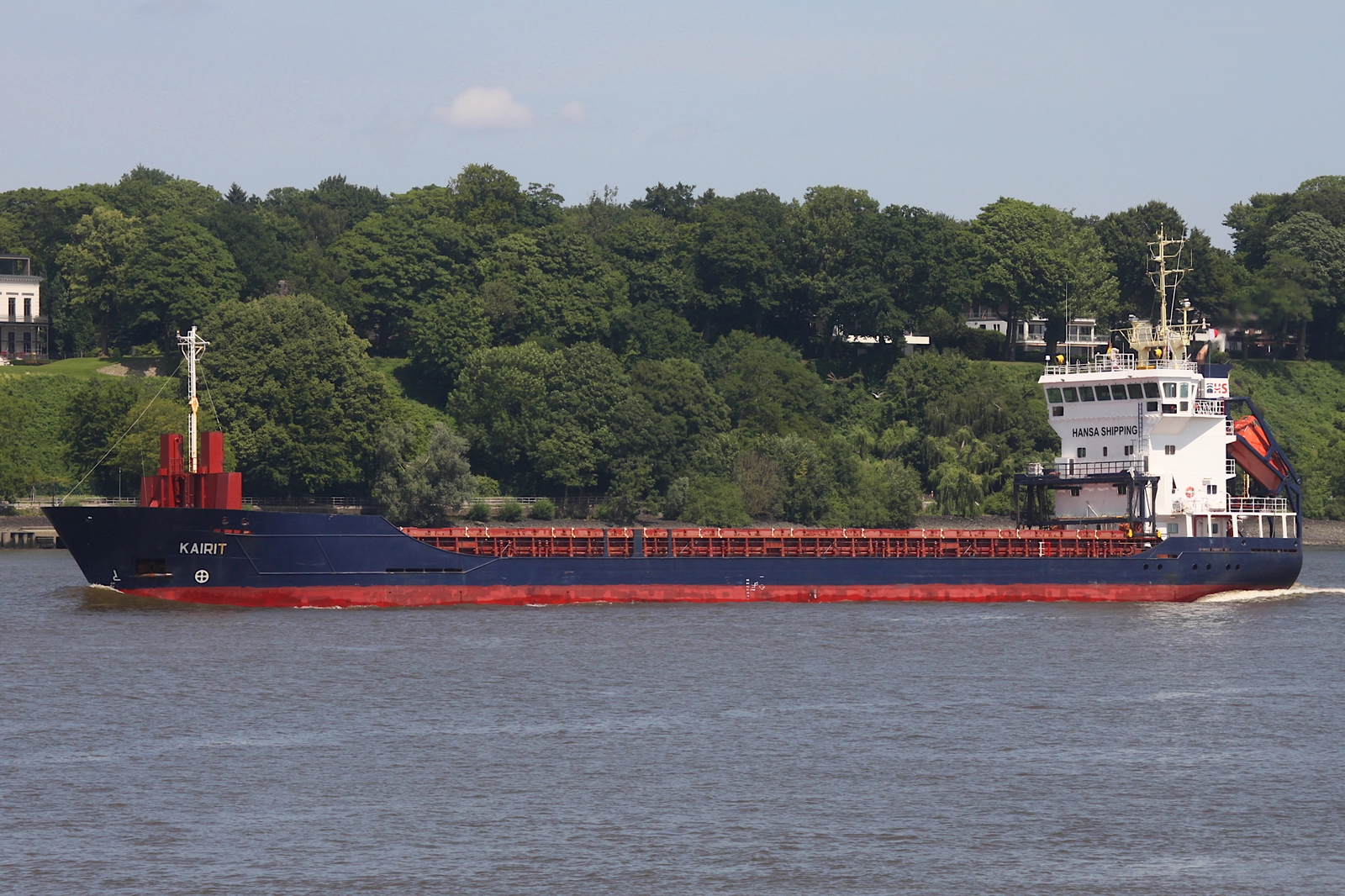 Frachtschiff KAIRIT (IMO 9195949); Eigner/Betreiber: Hansa Shipping; Datum: 17.06.2025; Aufnahmeort: Elbe/Hafen Hamburg, Deutschland. 