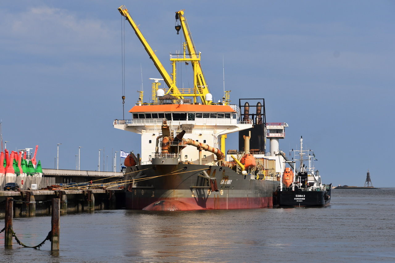 GATEWAY , Saugbagger , IMO 9448994 , Baujahr 2010 , 137 x 28 m  ,  Cuxhaven - �berseebr�cke , 29.05.2026