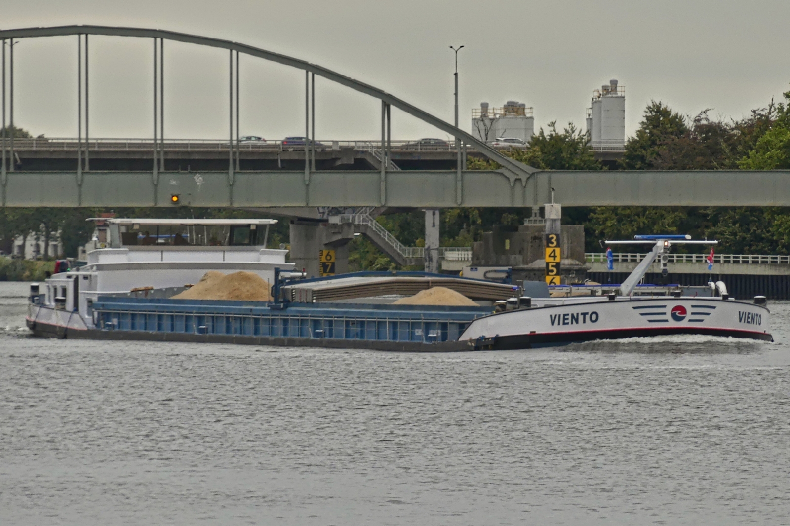 GMS Viento auf der Maas, zu Berg in Maastricht. 09.2025. 
