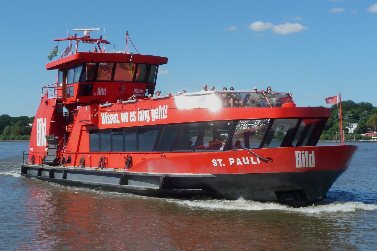 Hadag Hafenf�hre ST. PAULI (ENI 05116250). Aufnahmeort: Elbe bei Hamburg-Finkenwerder, Deutschland. Datum: 18.08.2025