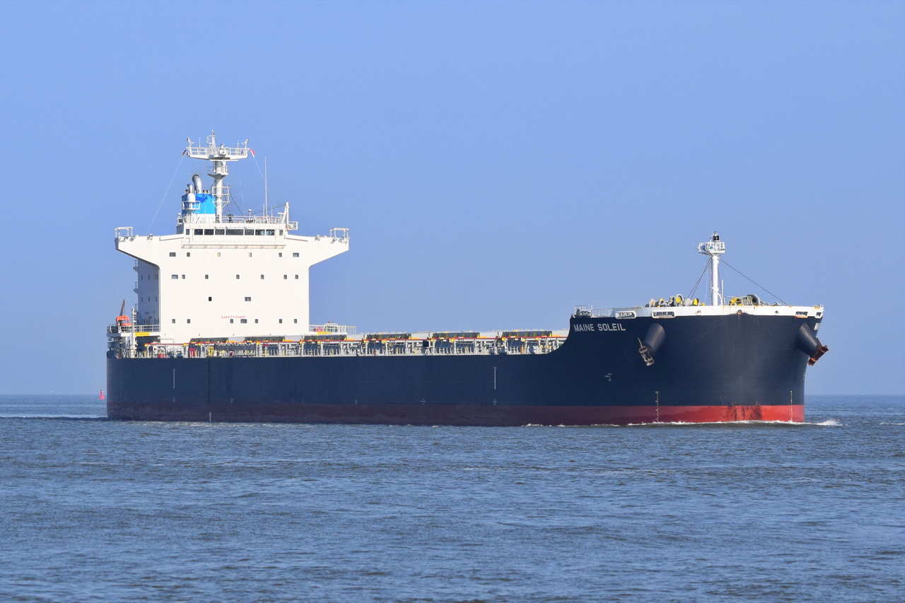 MAINE SOLEIL , Massengutfrachter , IMO 9934216 , Baujahr 2022 , 229 x 32 m ,  15.04.2026 , Alte Liebe Cuxhaven